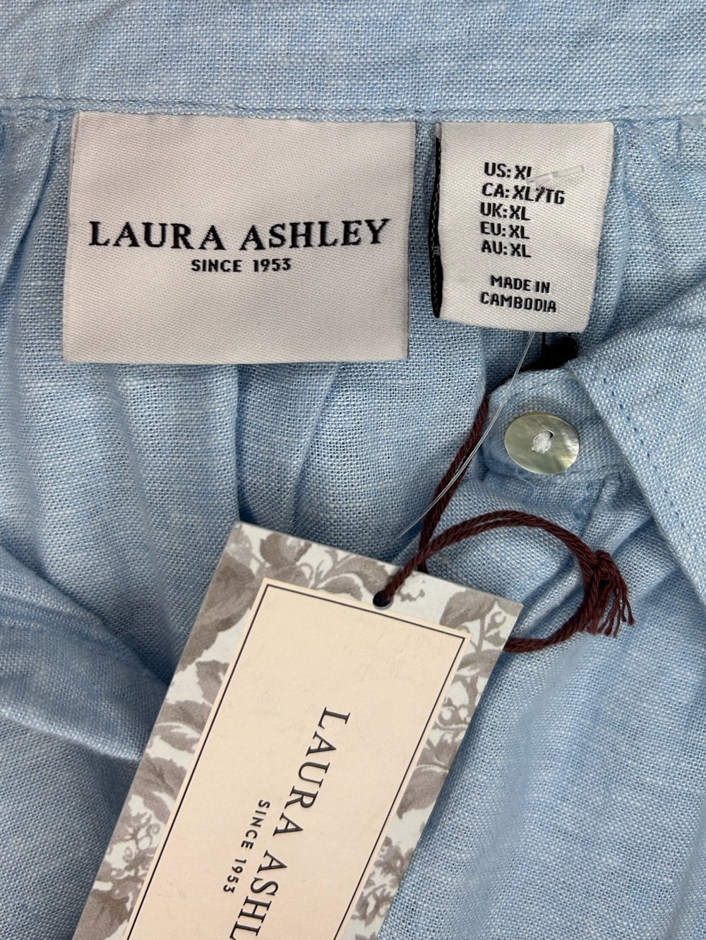 Laura Ashley Women’s Long Sleeve Button-Down Shirt Linen Blend Casual Lt Blue XL - Picture 7 of 10